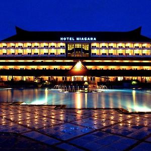 Hotel Niagara Parapat